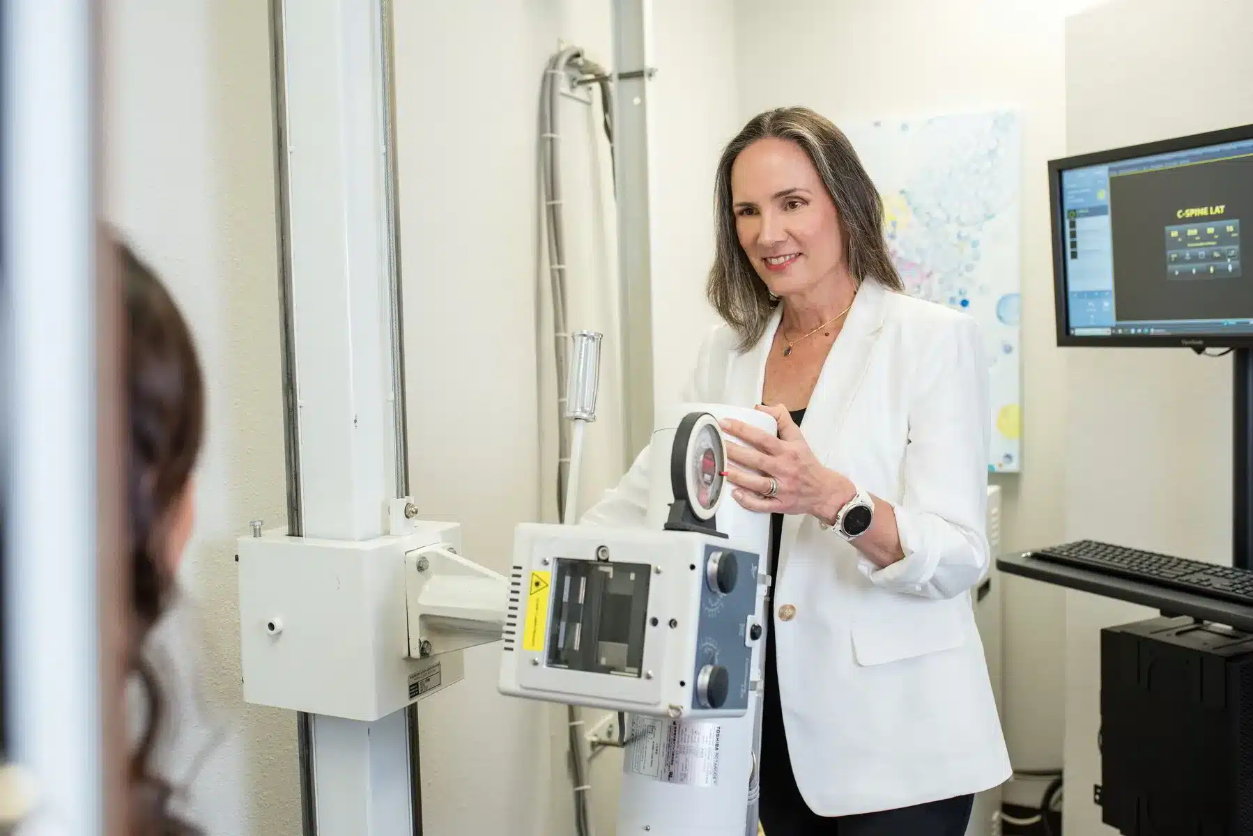 Tina_taking_x_rays_smiling-3364820
